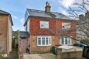 Nightingale Road, West Molesey- click for photo gallery